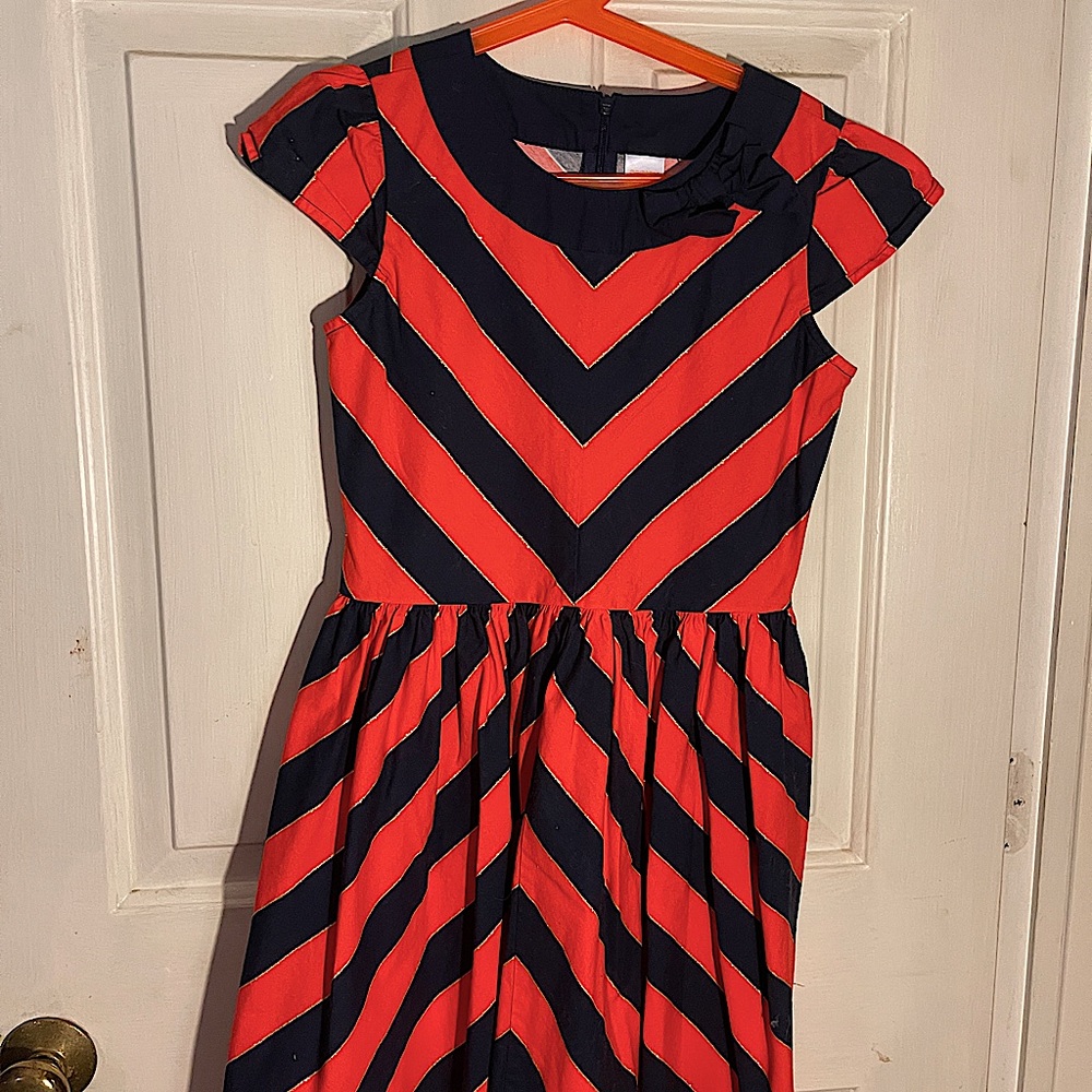 A almost new dress from Gymboree. Girls size